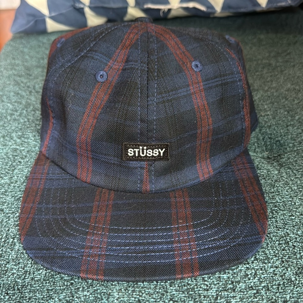 Stussy hat - plaid